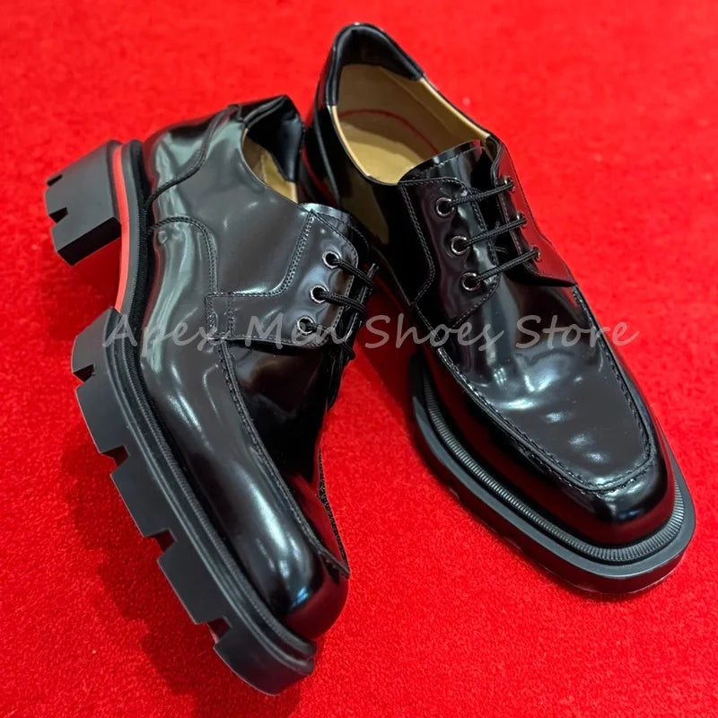 2025 Black Glossy Chunky Sole Lace Up Oxford Shoes Cow Leather Formal Dress Shoes for Men Street Style Business Casual Shoes